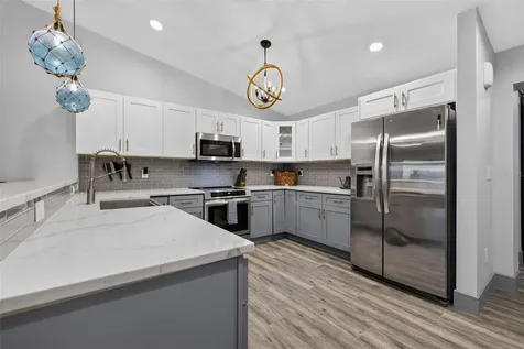 292 Sunlit Cove Drive NE St Petersburg FL 33702