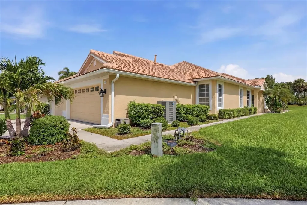 5613 Hidden Oak Court North Port FL 34287