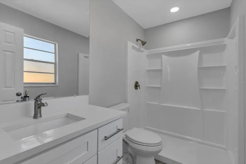 140 Juarez Drive Kissimmee FL 34743