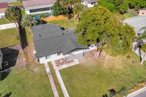 140 Juarez Drive Kissimmee FL 34743