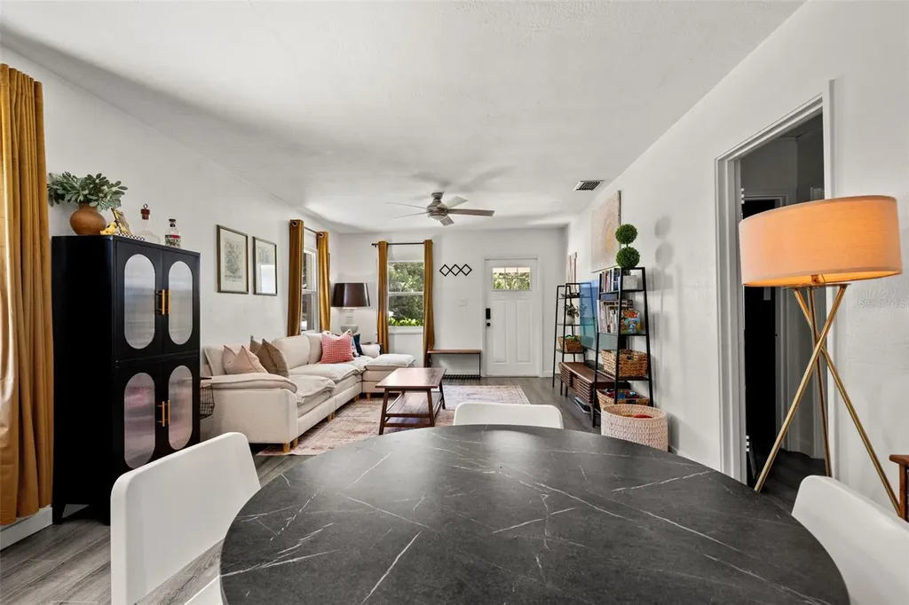 315 W Lambright Street Tampa FL 33604
