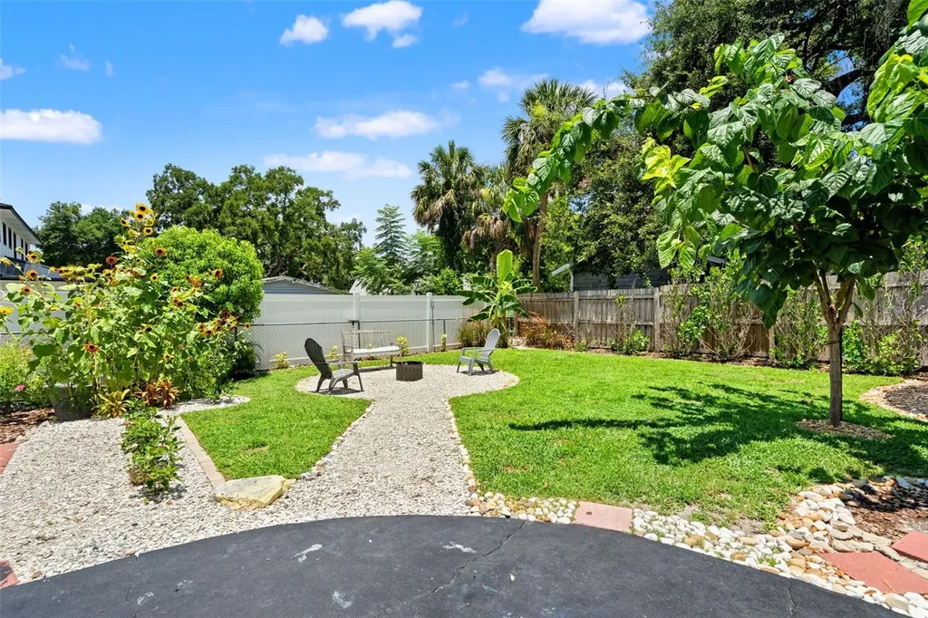 315 W Lambright Street Tampa FL 33604