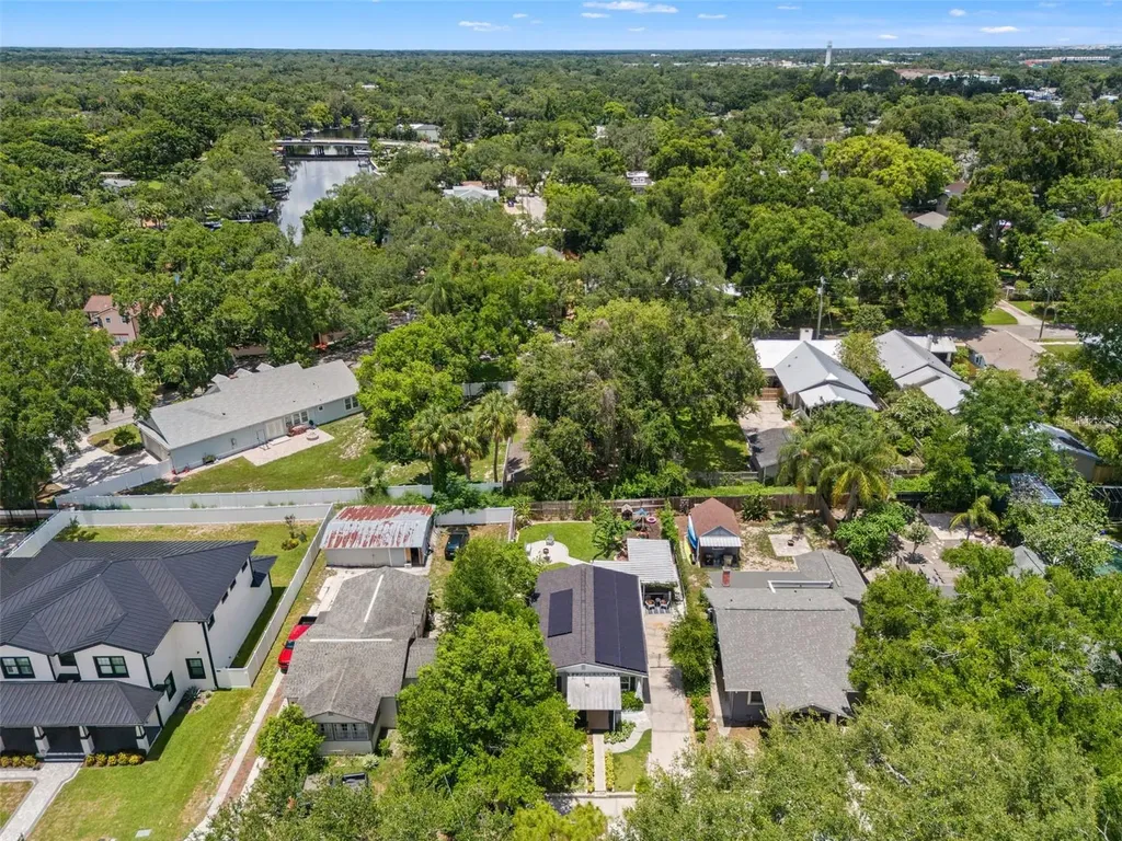 315 W Lambright Street Tampa FL 33604
