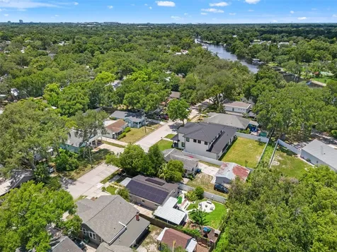 315 W Lambright Street Tampa FL 33604