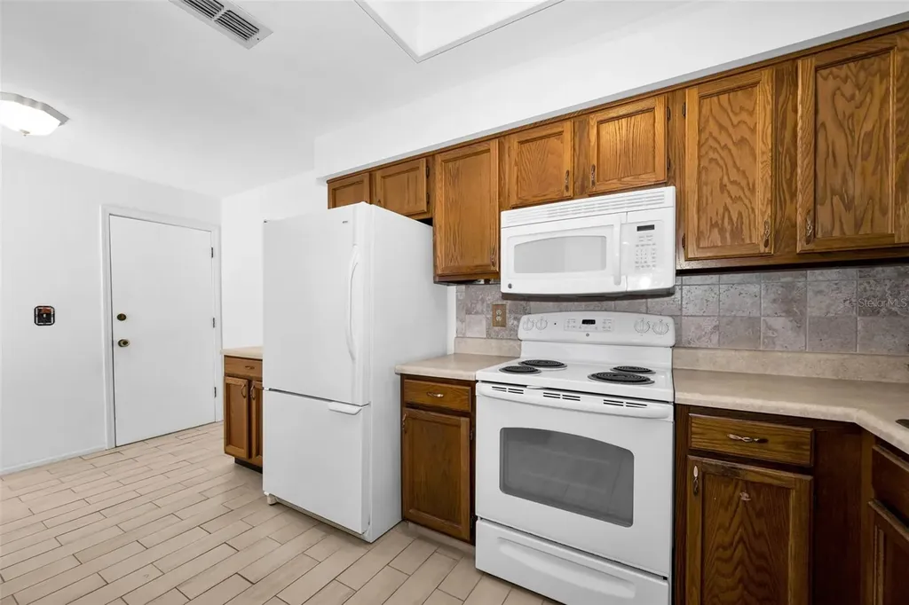 3477 Hillmoor Drive Palm Harbor FL 34685
