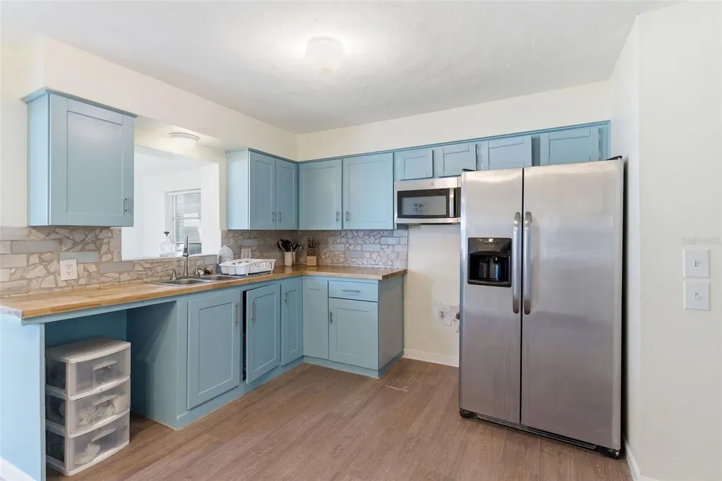 10013 Dahlia St N Pinellas Park FL 33782