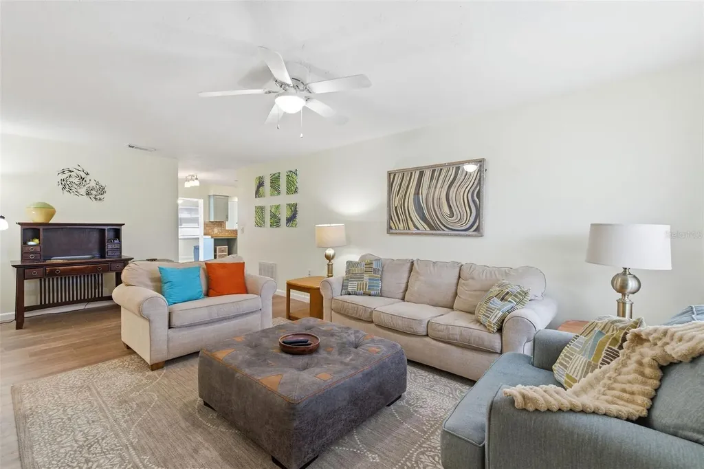 10013 Dahlia St N Pinellas Park FL 33782