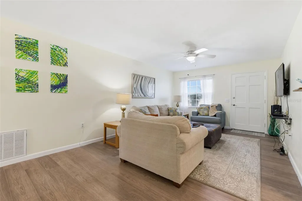 10013 Dahlia St N Pinellas Park FL 33782