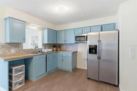 10013 Dahlia St N Pinellas Park FL 33782