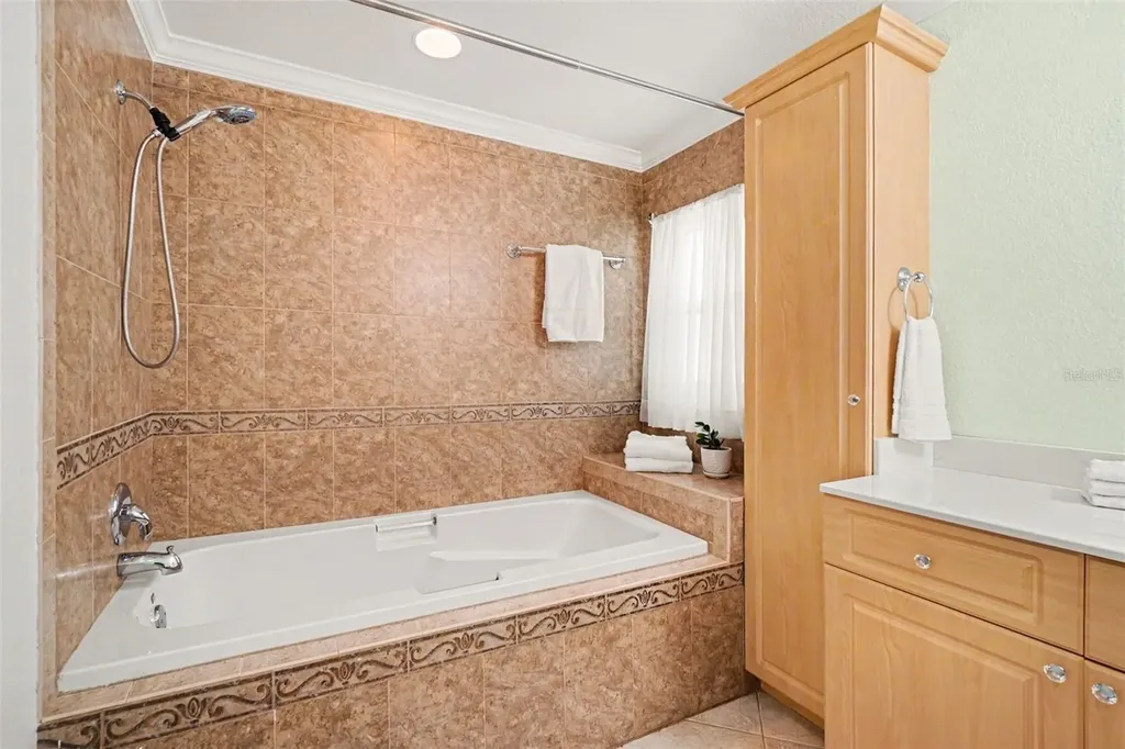 12001 SW Kingsway Circle Lake Suzy FL 34269