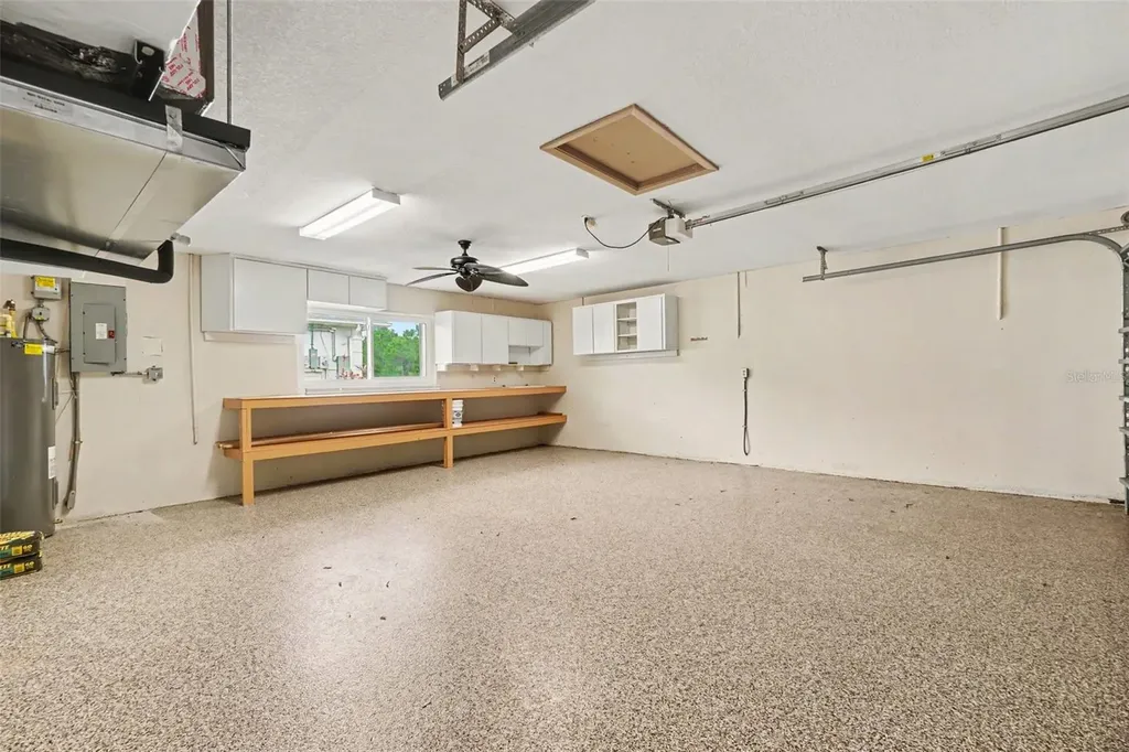 12001 SW Kingsway Circle Lake Suzy FL 34269
