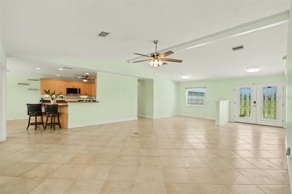 12001 SW Kingsway Circle Lake Suzy FL 34269