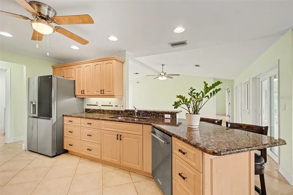 12001 SW Kingsway Circle Lake Suzy FL 34269