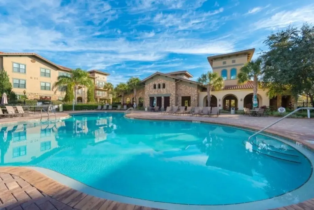 912 Charo Parkway Davenport FL 33897