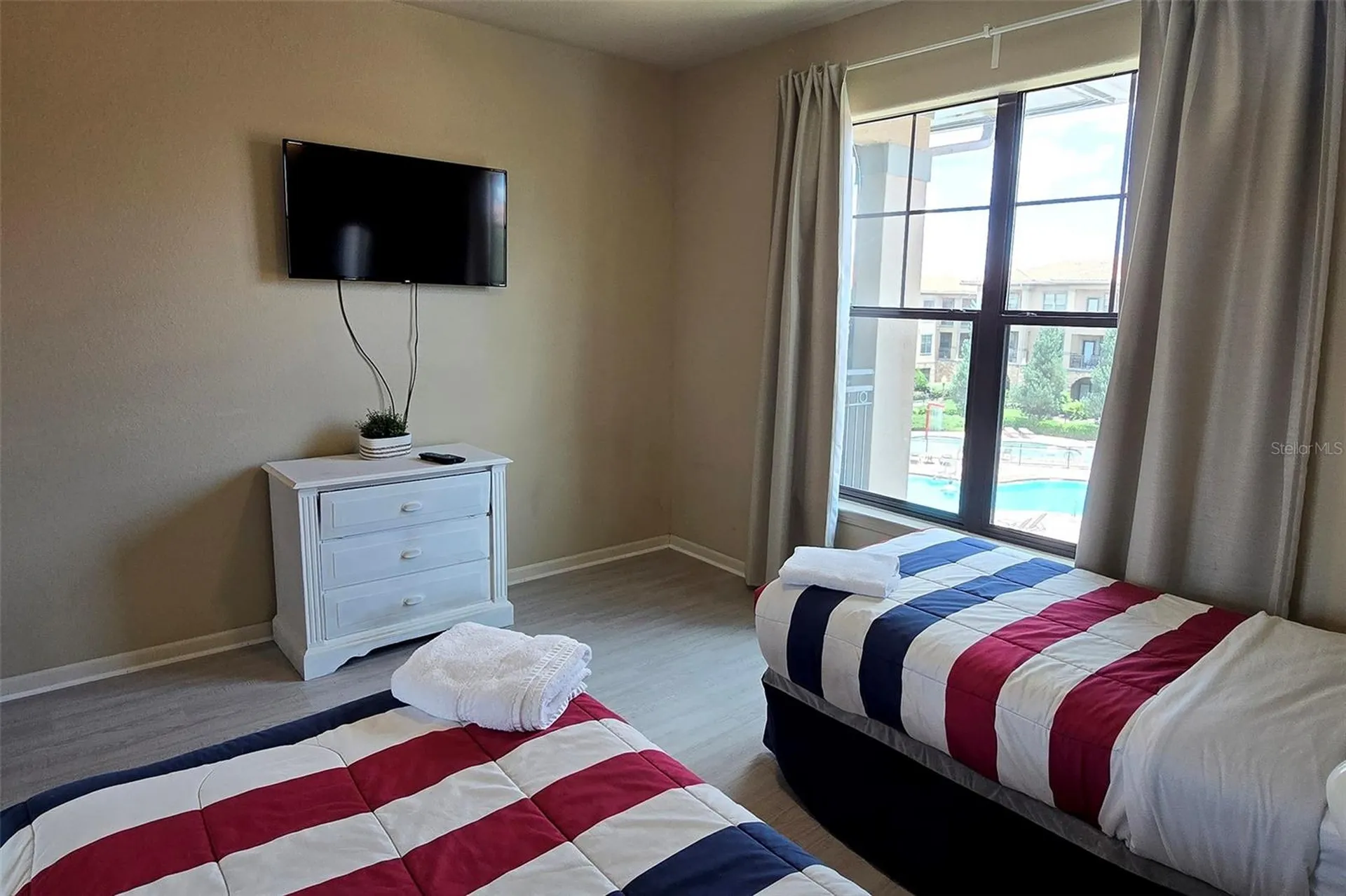 912 Charo Parkway Davenport FL 33897