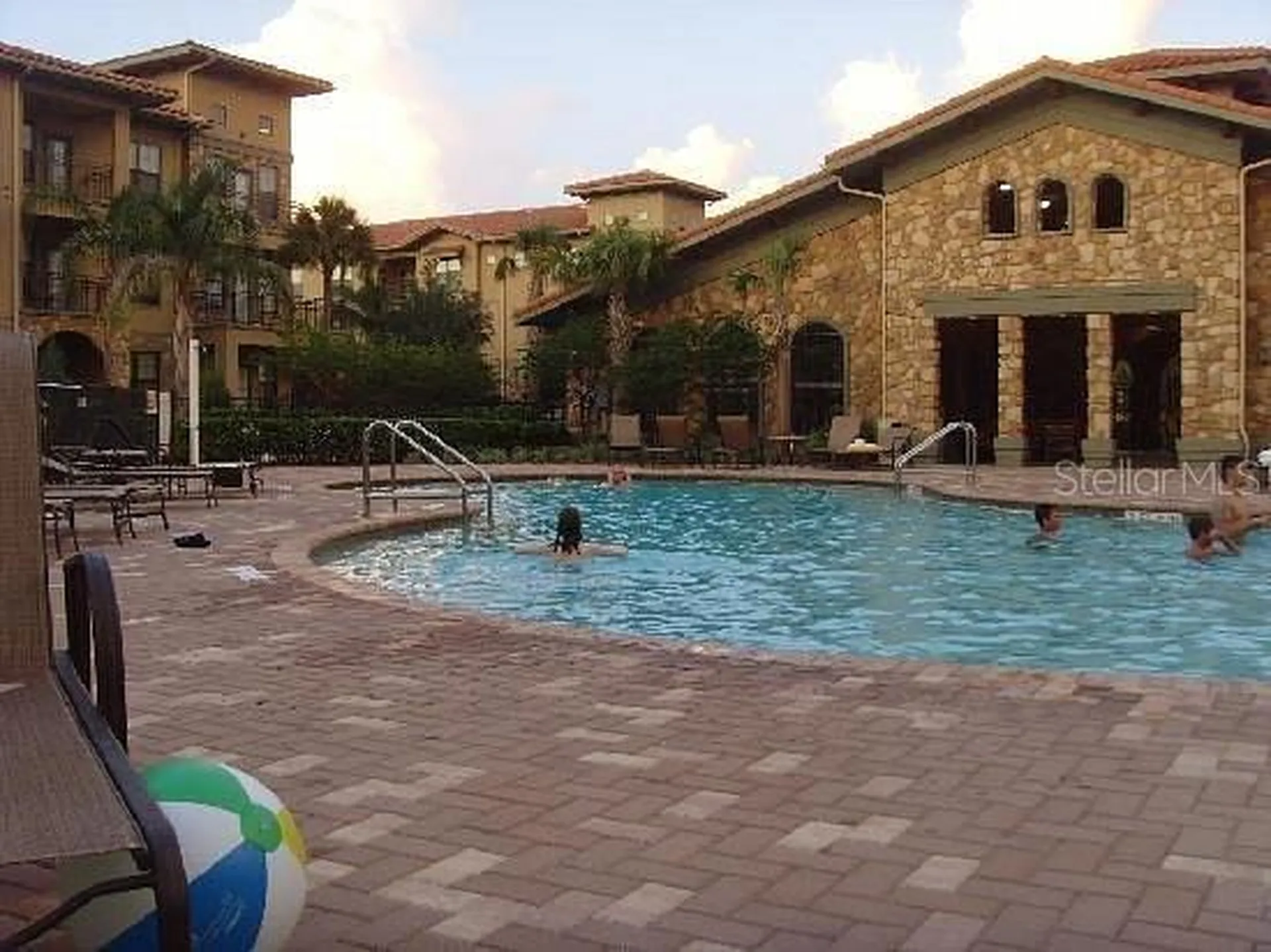 912 Charo Parkway Davenport FL 33897