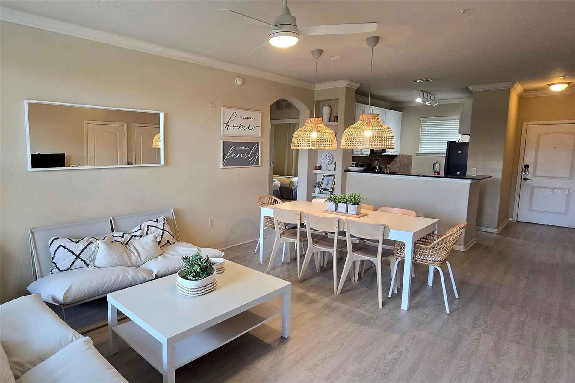 912 Charo Parkway Davenport FL 33897