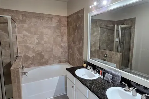 912 Charo Parkway Davenport FL 33897