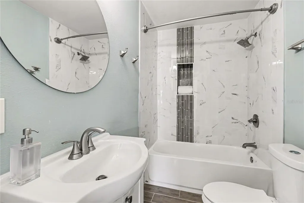 3511 W Azeele Street Tampa FL 33609