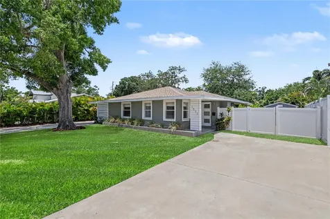 3511 W Azeele Street Tampa FL 33609