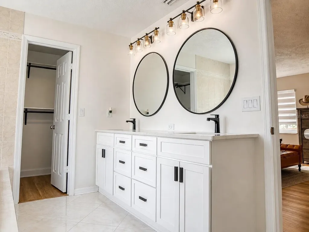 297 N Lake Jessup Avenue Oviedo FL 32765