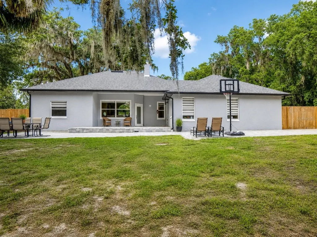 297 N Lake Jessup Avenue Oviedo FL 32765
