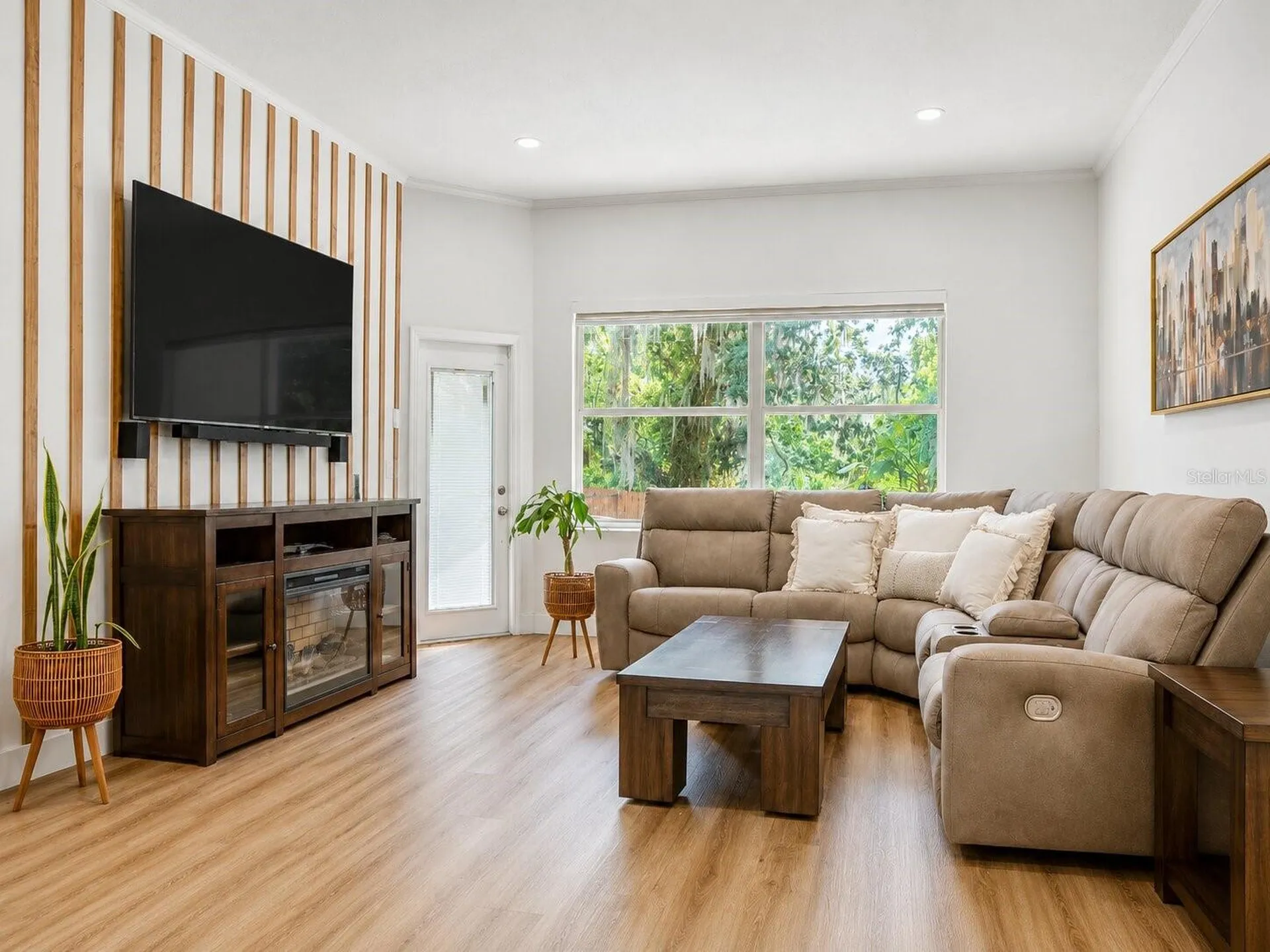 297 N Lake Jessup Avenue Oviedo FL 32765