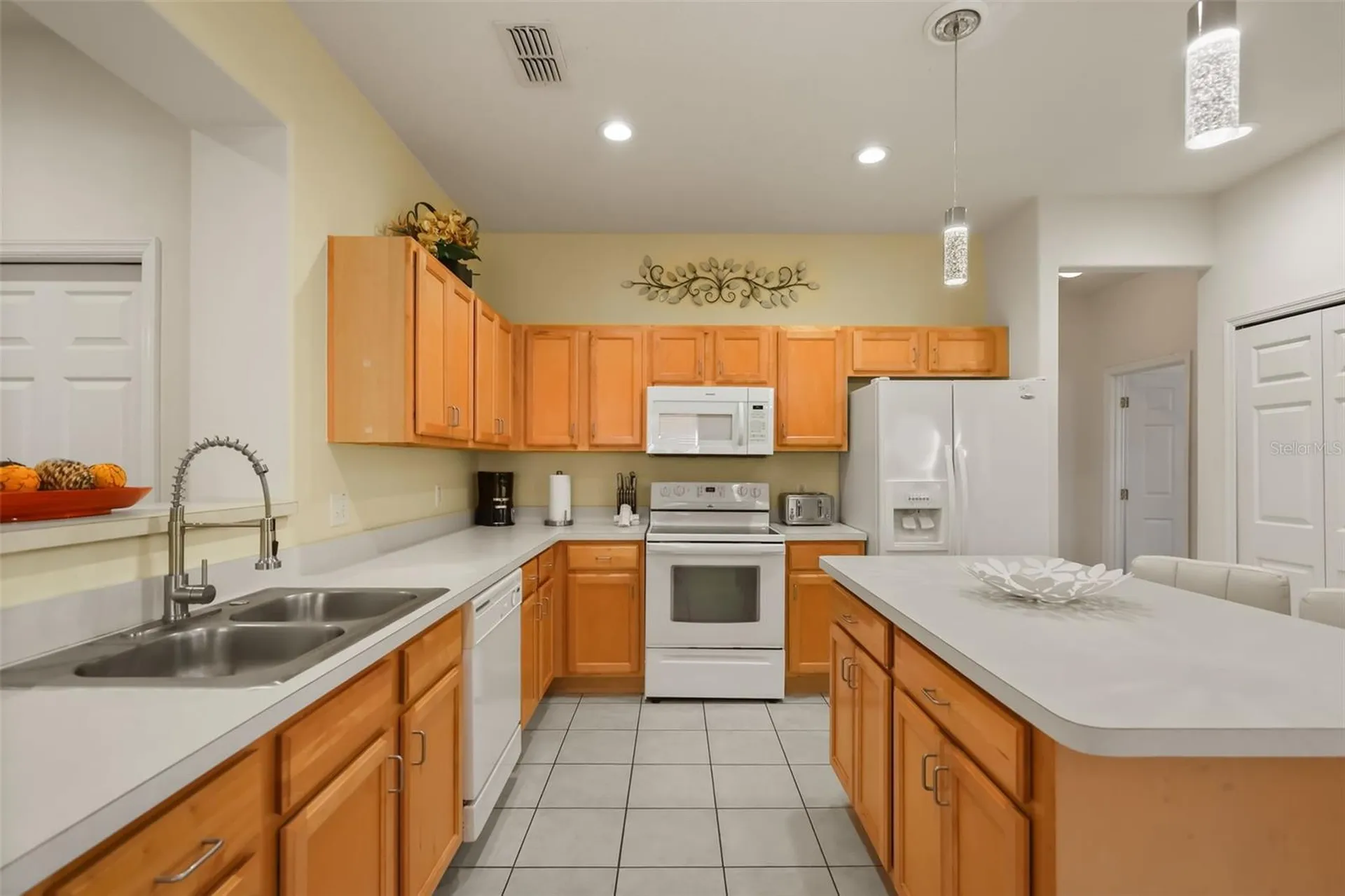 183 Tiger Lily Court Davenport FL 33837
