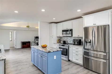 2250 Rio De Janeiro Avenue Punta Gorda FL 33983