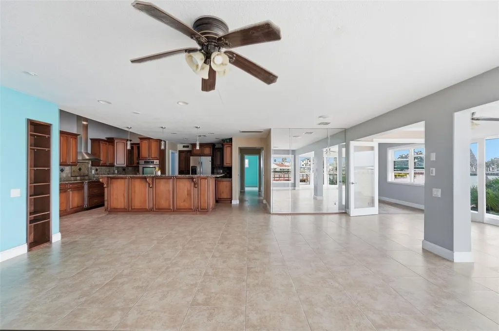 16115 4th Street E Redington Beach FL 33708
