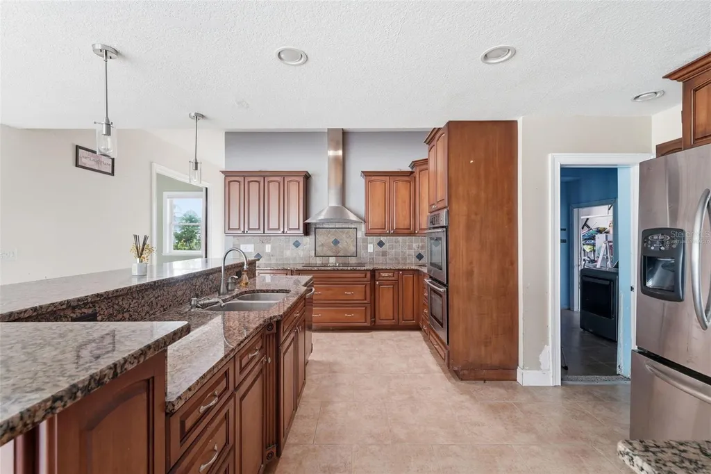 16115 4th Street E Redington Beach FL 33708