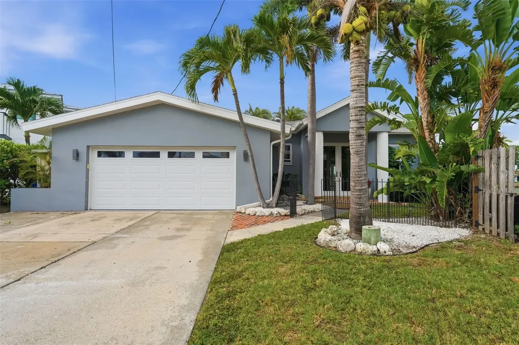 16115 4th Street E Redington Beach FL 33708