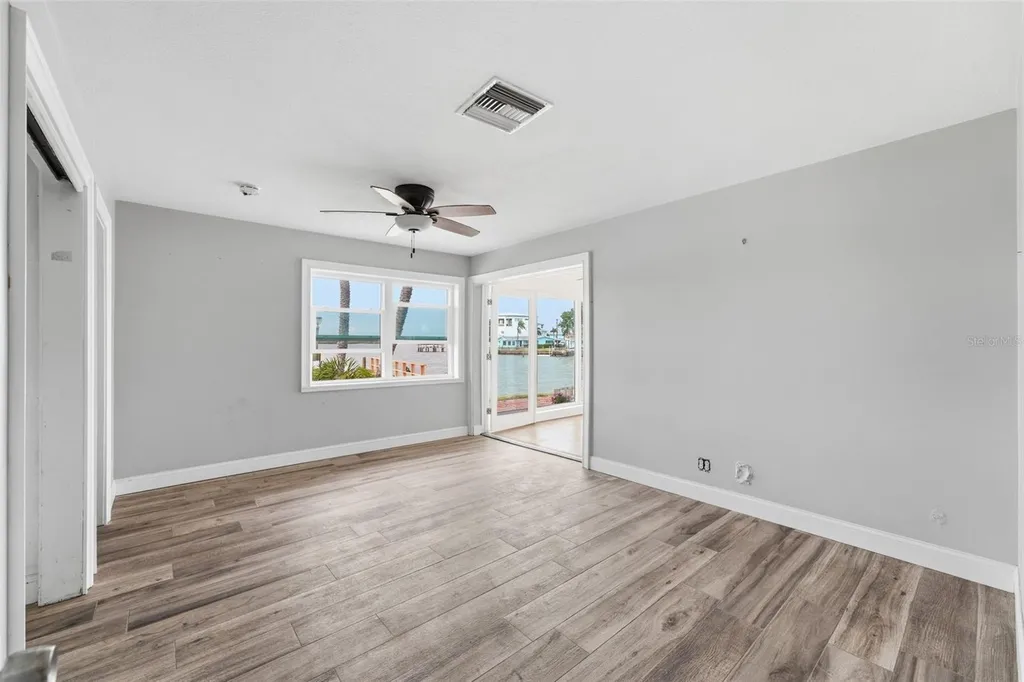 16115 4th Street E Redington Beach FL 33708