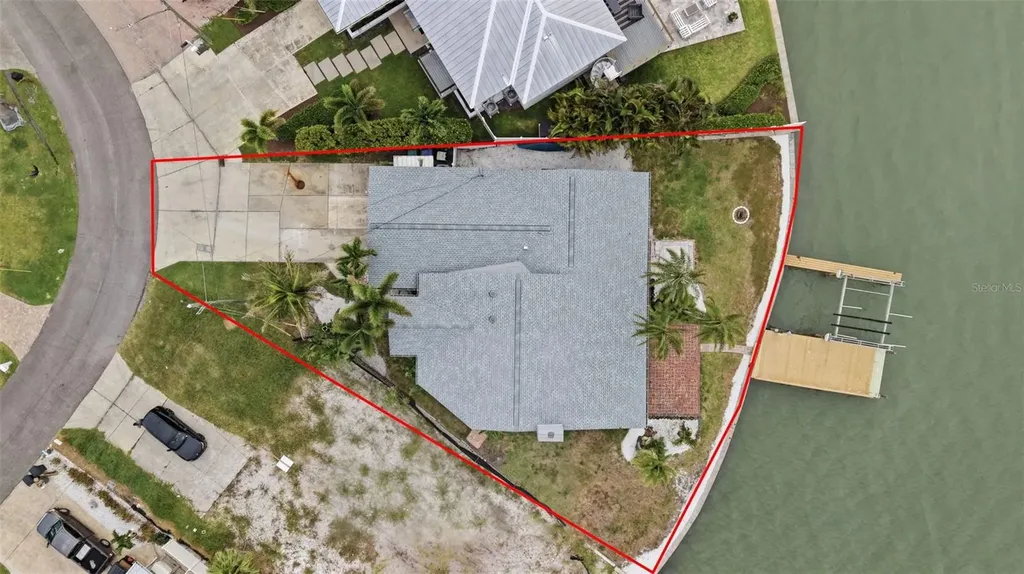 16115 4th Street E Redington Beach FL 33708