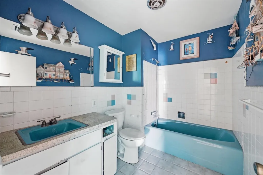 16115 4th Street E Redington Beach FL 33708
