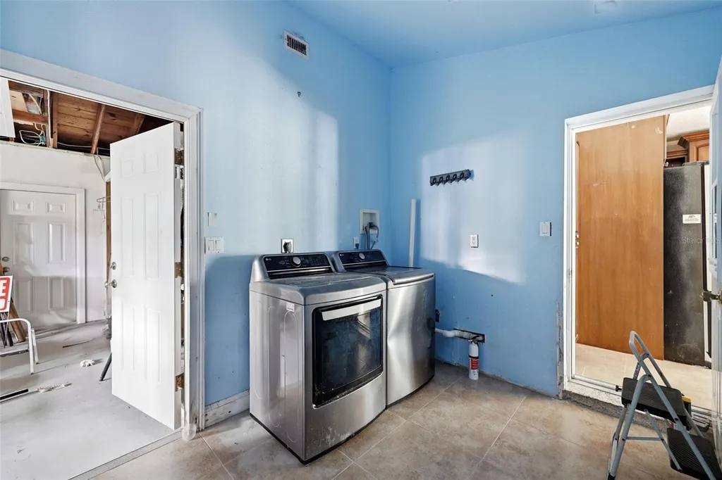 16115 4th Street E Redington Beach FL 33708