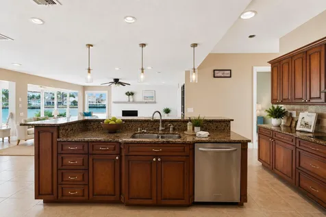 16115 4th Street E Redington Beach FL 33708