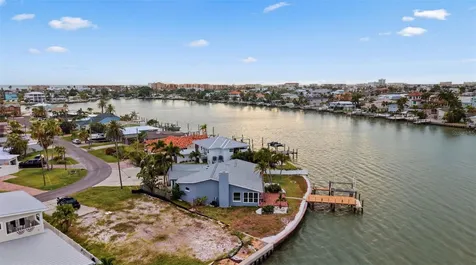 16115 4th Street E Redington Beach FL 33708