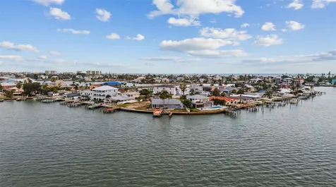 16115 4th Street E Redington Beach FL 33708