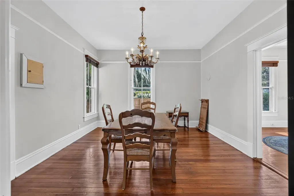 819 SE 2nd Street Ocala FL 34471