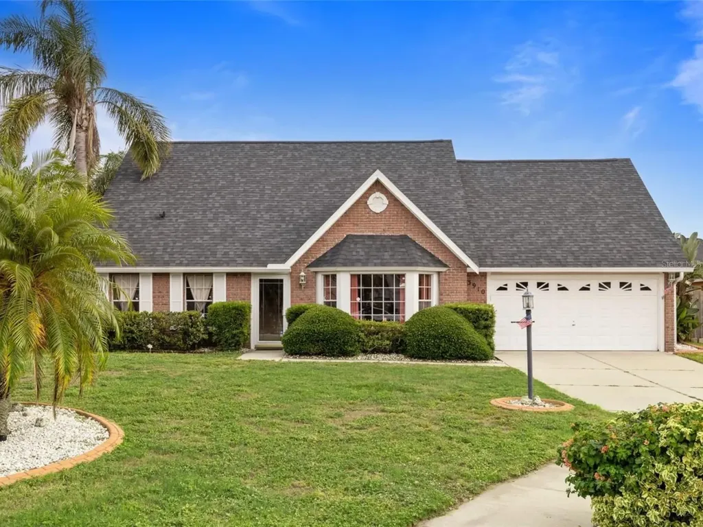 3910 77th Place E Sarasota FL 34243