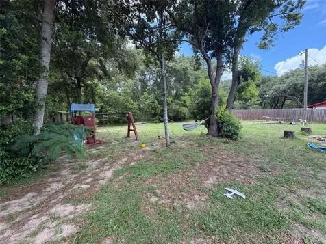 1724 S Us 301 Sumterville FL 33585