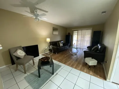 290 Flower Lane Kissimmee FL 34743