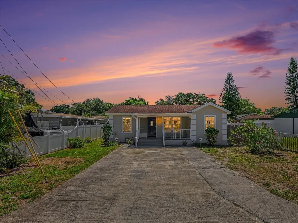 5105 Rohn Avenue Tampa FL 33614