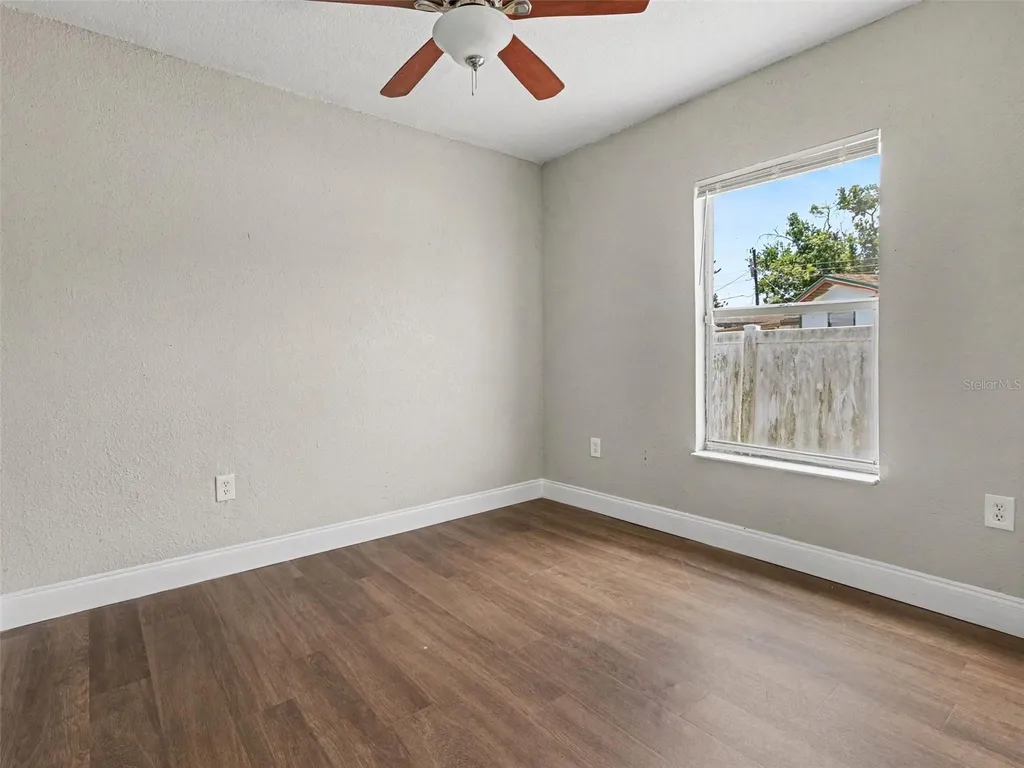 5105 Rohn Avenue Tampa FL 33614