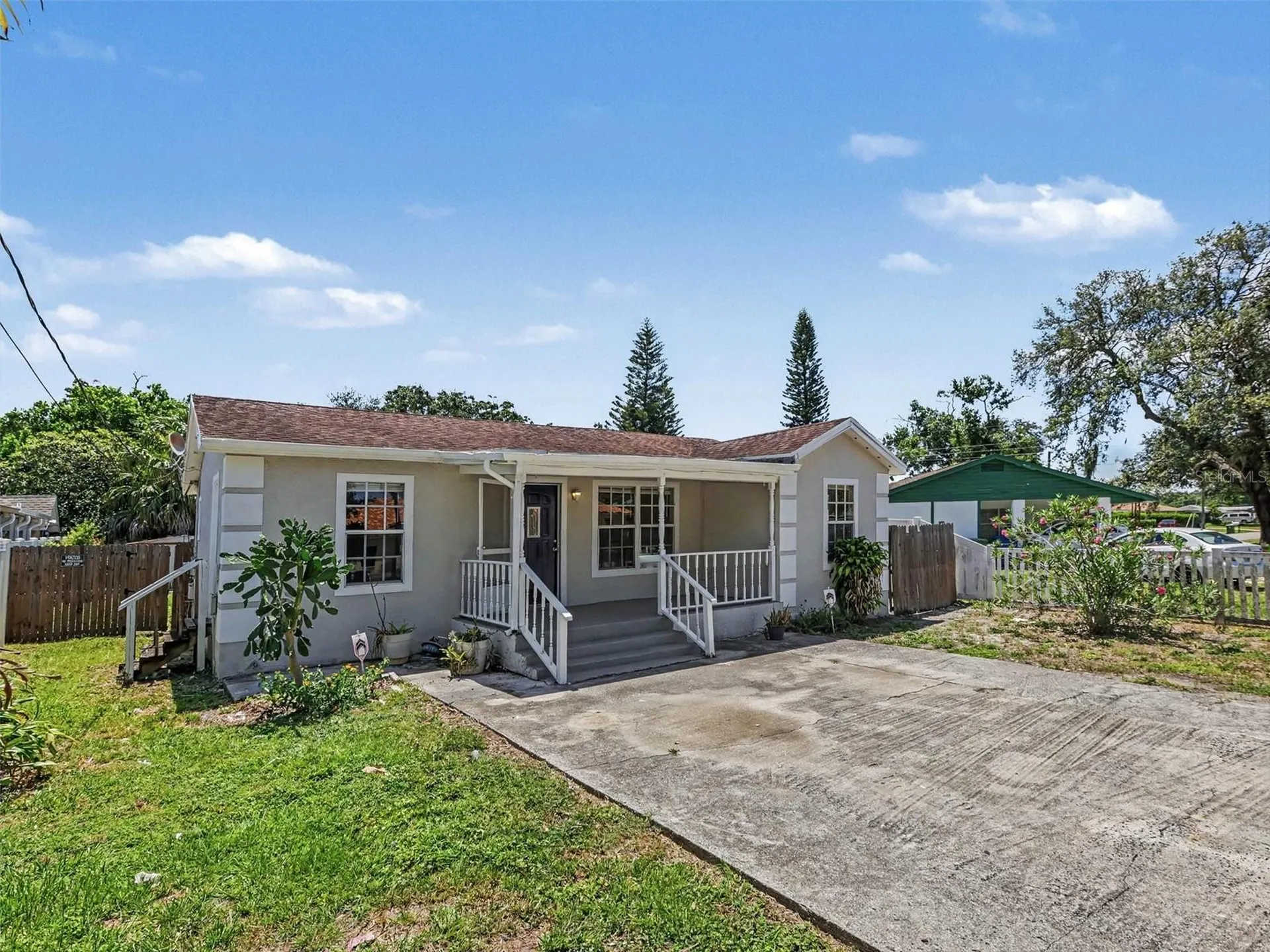 5105 Rohn Avenue Tampa FL 33614