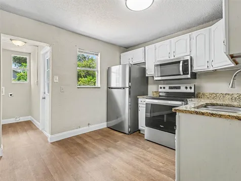 5105 Rohn Avenue Tampa FL 33614