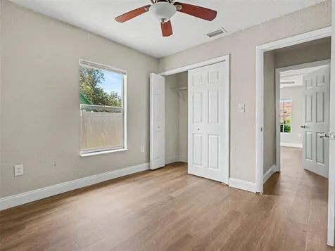 5105 Rohn Avenue Tampa FL 33614