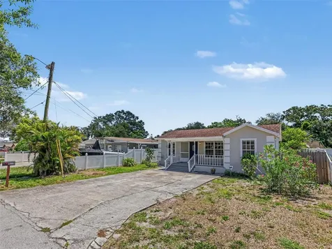5105 Rohn Avenue Tampa FL 33614