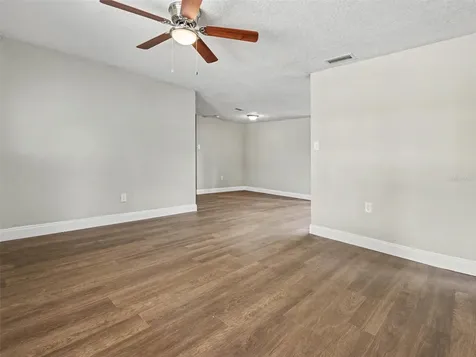 5105 Rohn Avenue Tampa FL 33614